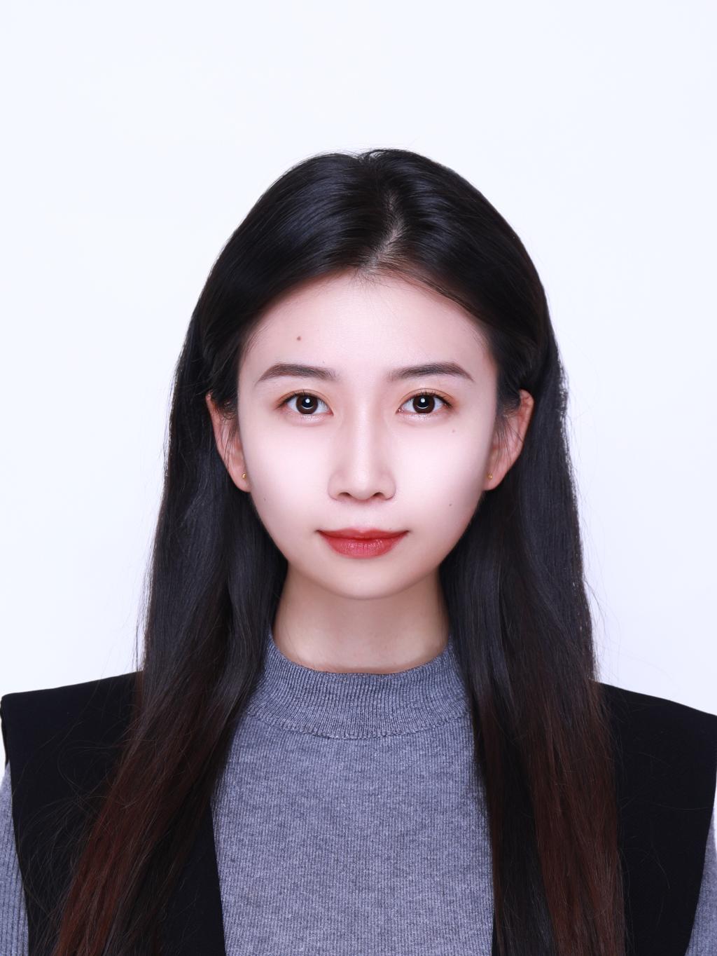 豆馨玥