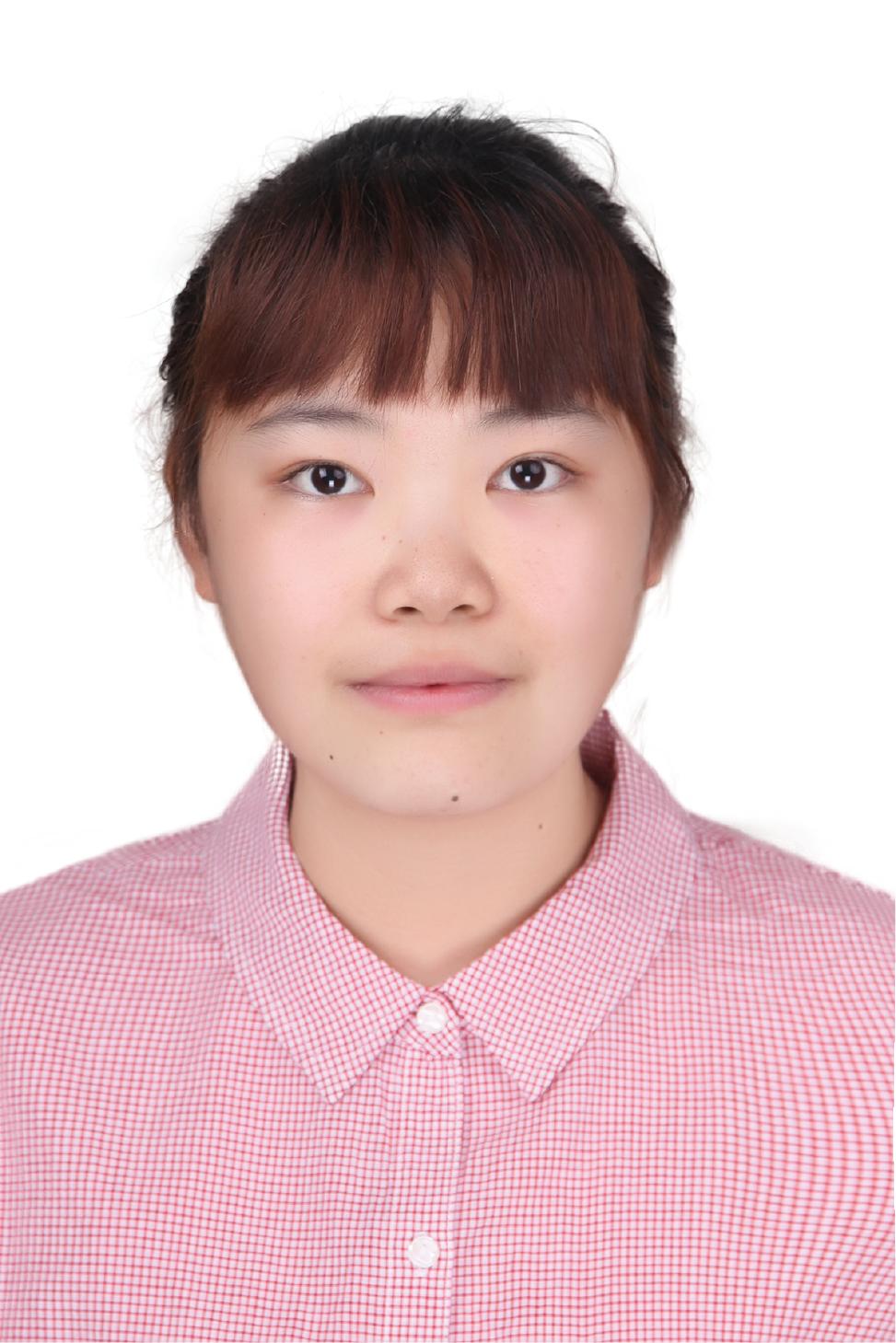 辅导员张洁雅